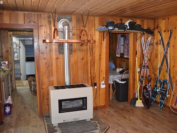 4th image of 78056 McIntyre Rd