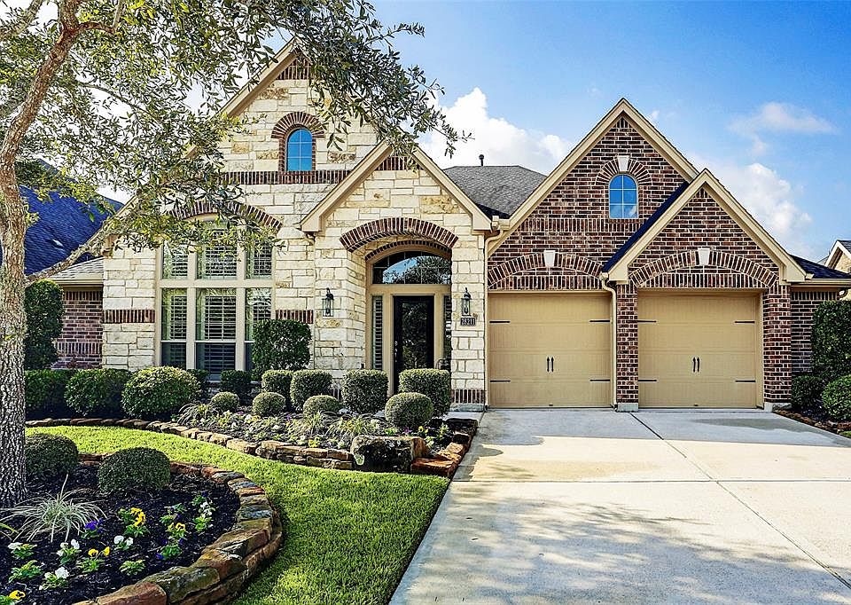 1st image of 28211 Sundown Shores Ct