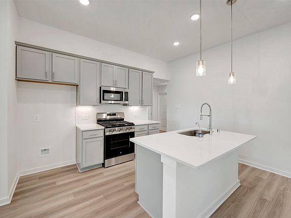 4th image of 22558 Serviceberry Branch Ct