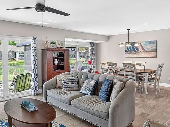 2nd image of 4257 Island Cir APT C