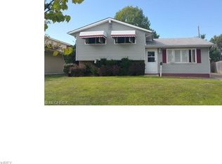 4342 Moonglow Ln, Cleveland, OH 44109