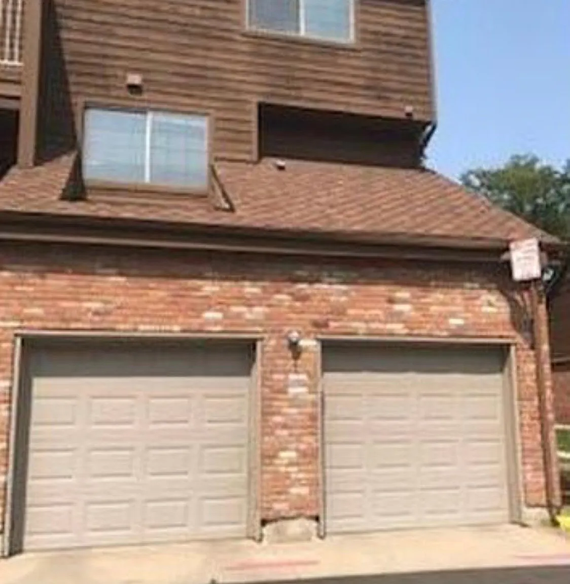 828 S Vance St — Photo 1