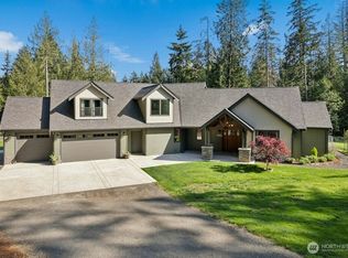 2415 44th Avenue NW, Olympia, WA 98502