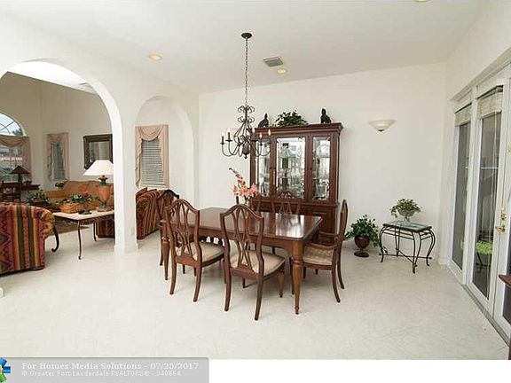 4th image of 3045 N Atlantic Blvd