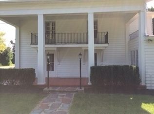 1162 Peachblow Rd, Lewis Center, OH 43035