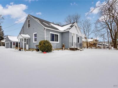 922 Center Rd, Buffalo, NY, 14224