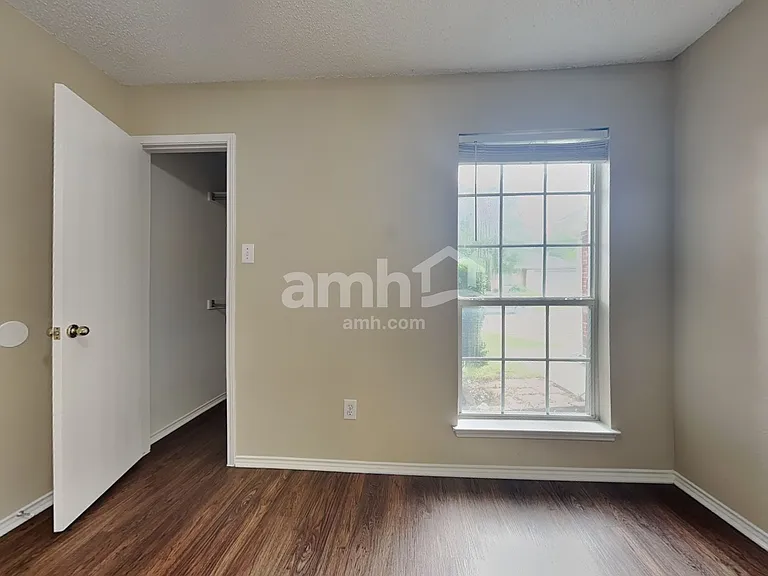 7908 Rattlers Ct — Photo 12