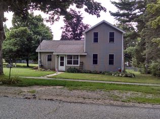 404 E Bitely St, Lawton, MI 49065
