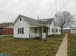 214 School St, Williamsport, OH 43164