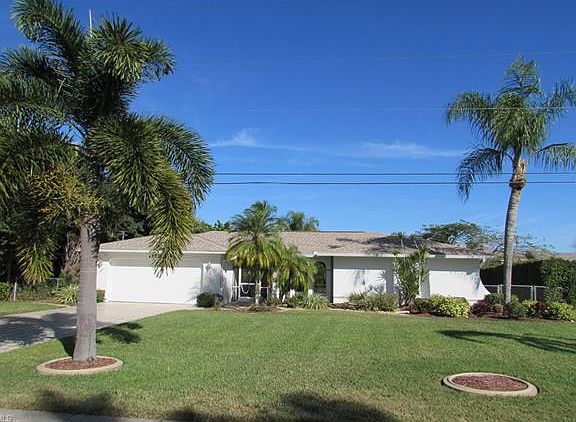 2nd image of 1527 SW 53rd Ter