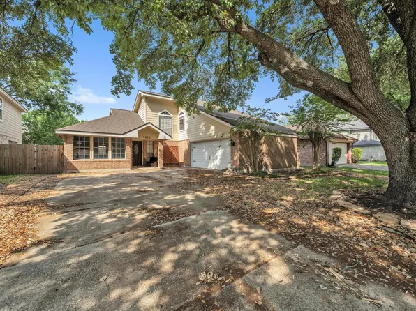 9823 Stableway Dr, Houston, TX 77065