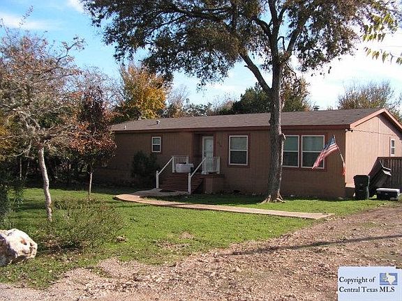 3rd image of 578 Oak Trail Dr