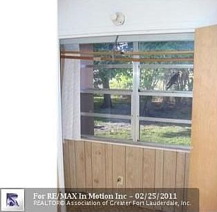 2nd image of 4031 NE 8th Ave