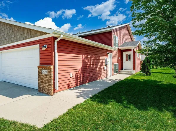 2523 7th Ct W, West Fargo, ND 58078