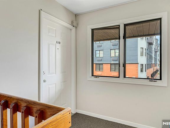 5th image of 651 Riverside Ave APT A10