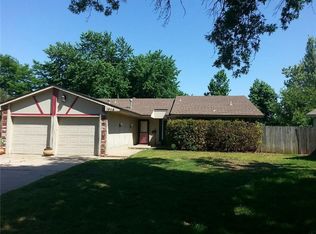1416 Hollyhead Ter, Yukon, OK 73099
