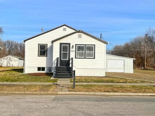 1101 W Valley Ave, Shenandoah, IA 51601