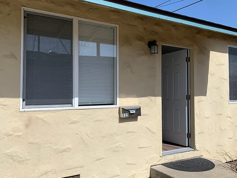 532 Rochex Ave — Photo 1