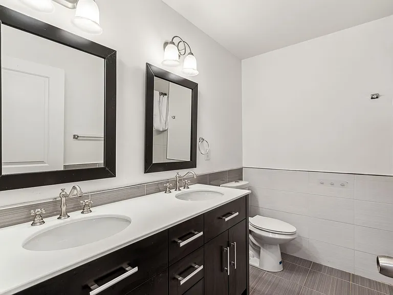 1721 Pine St #B — Photo 3