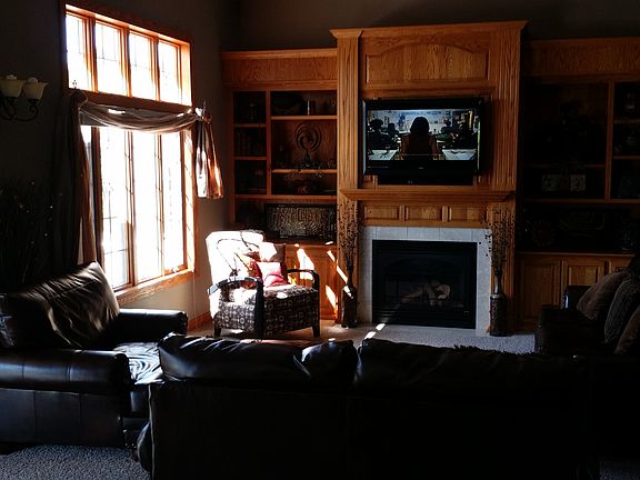 3rd image of 500 Southport Dr