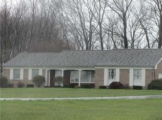 98 Airport Rd, Mercer, PA 16137