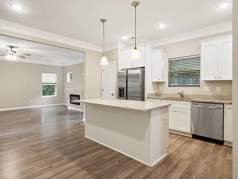 8035 E Glen Rd — Photo 10
