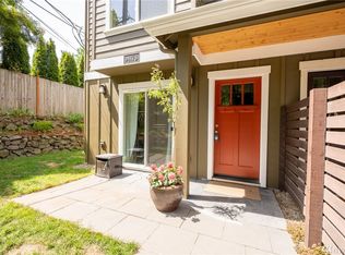 9417 35th Ave SW #B, Seattle, WA 98126