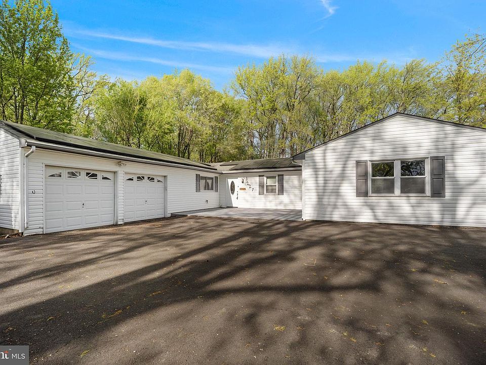 1st image of 1227 Lavender Rd