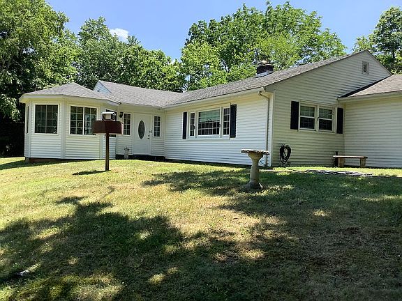 2nd image of 237 Chandler Ln