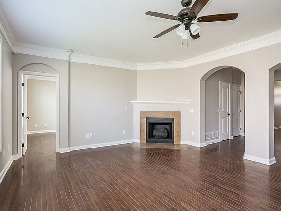 5th image of 7172 Serenoa Dr