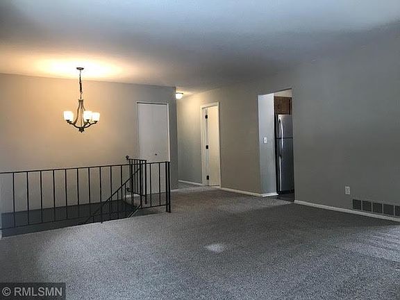 5th image of 38055 Forest Blvd