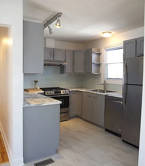 19 Meadowlands Dr W — Photo 23