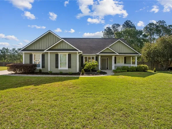 108 Lexington Ln, Kingsland, GA 31548