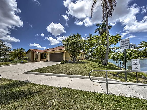 3rd image of 7625 Sunflower Drive