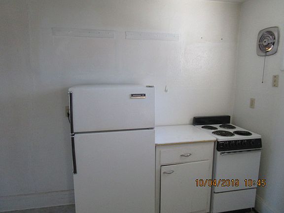 3rd image of 410 W Marion St #2