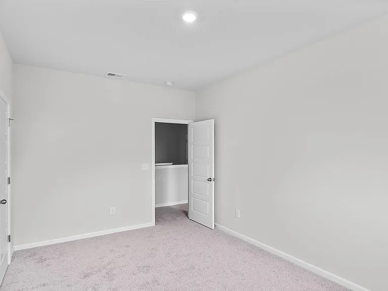 141 Cypress Hollow Dr — Photo 27