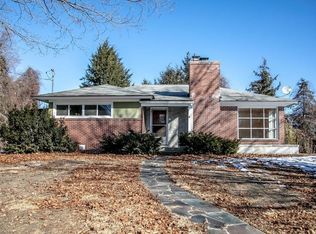 249 Shelburne Rd, Greenfield, MA 01301