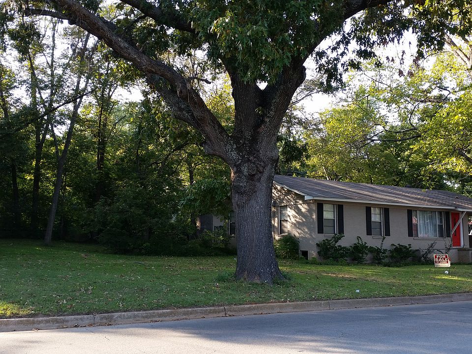 1st image of 227 S Palmer Ave