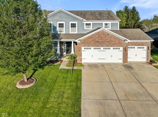 572 Harvest Ridge Dr, Avon, IN 46123
