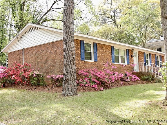 3rd image of 704 Glenwood Dr