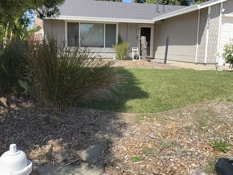 7898 Claypool Way — Photo 2