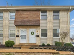 807 Portsdown Rd, Ballwin, MO 63011