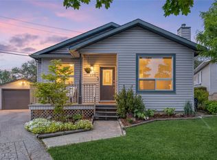 198 Ritchie Ct, Kelowna, BC V1V 2A8
