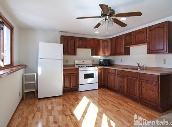 4th image of 1012 80th Ct N