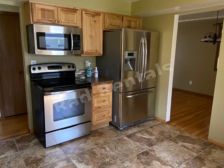 6721 N Stevens St — Photo 6