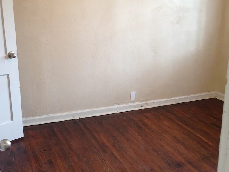 1572 Beatie Ave SW — Photo 11