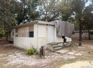 8418 W Aeroview Ln, Crystal River, FL 34429