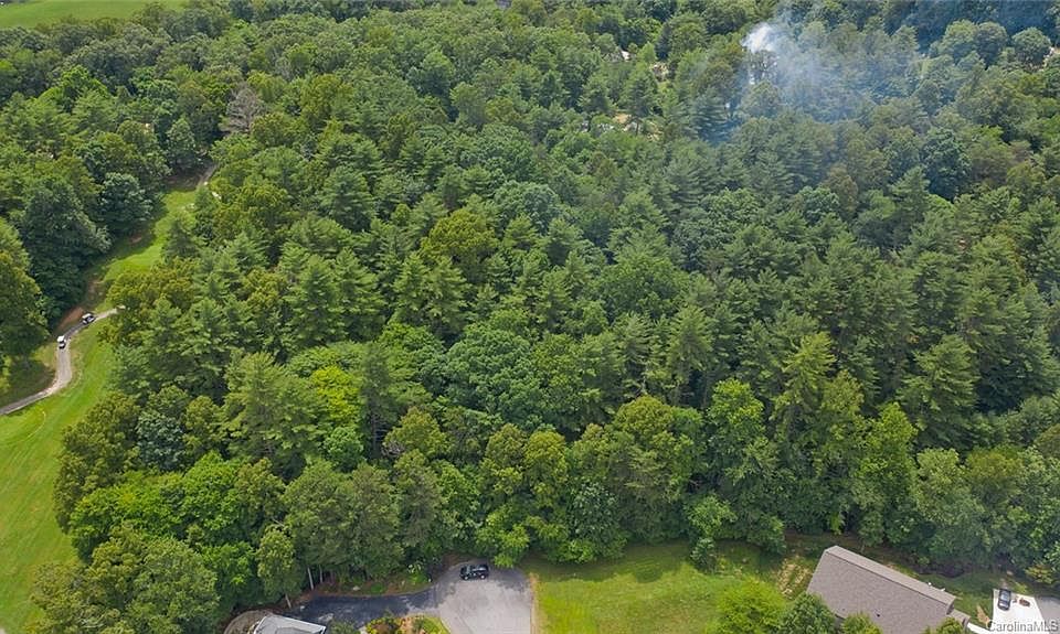 1st image of Fairway View Dr
