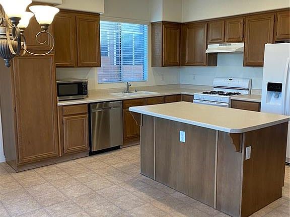 4th image of 1036 Brinkman St #0