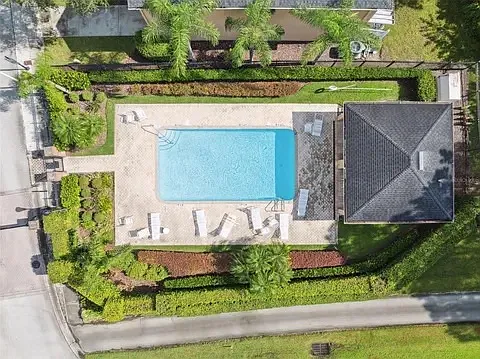 16320 Parkstone Palms Ct — Photo 20